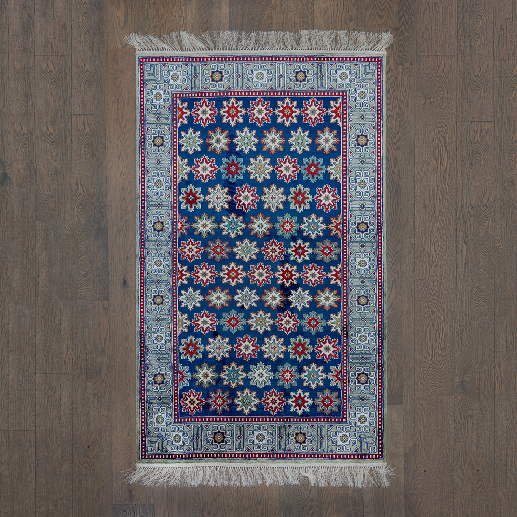 "Takiya" silk carpet